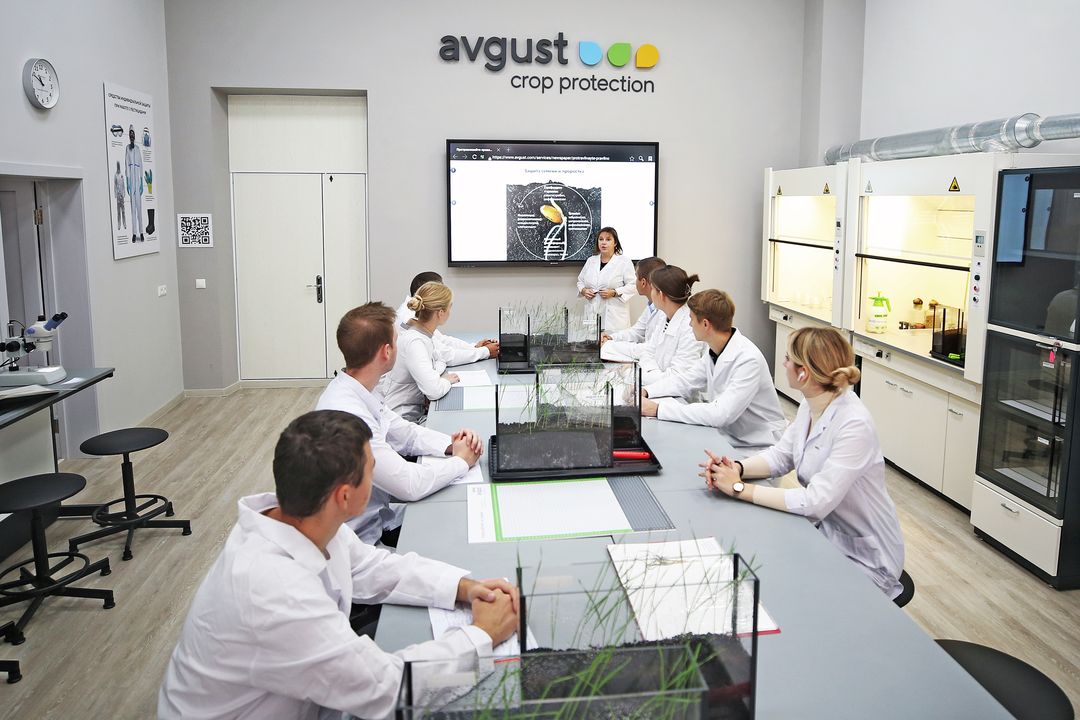 "Август" Стгауга окуу-илимий лаборатория жабдылды