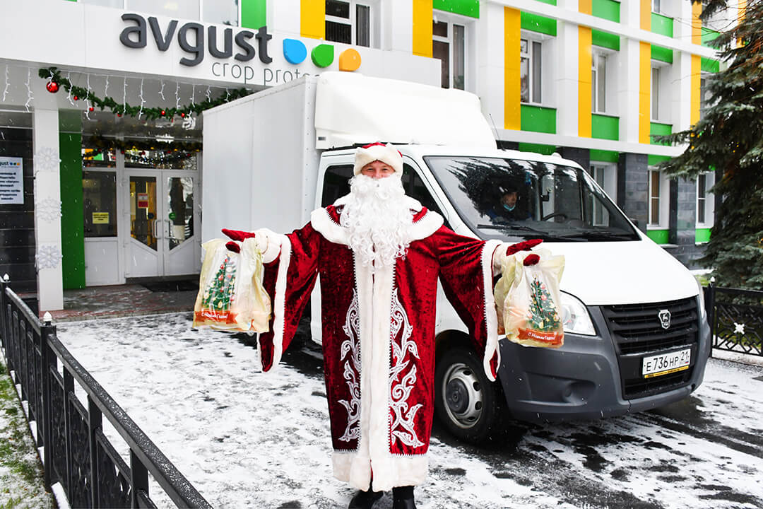 Санта Клаустун жаңы жылдык белектери